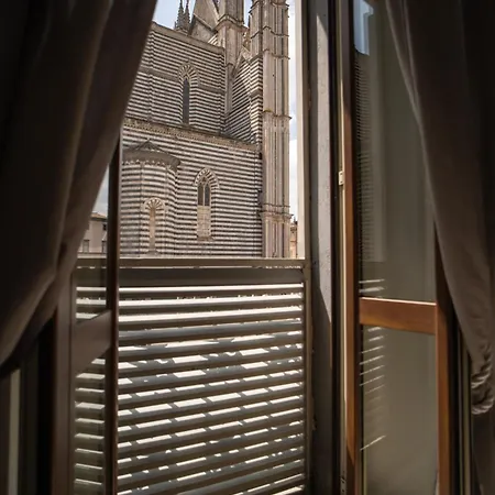 La Dimora Alle Scalette アパート オルヴィエート